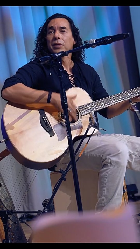 "Reborn" live at the Global Temple. Blessed to have recently hosted Ivan Jagdish from Qui…